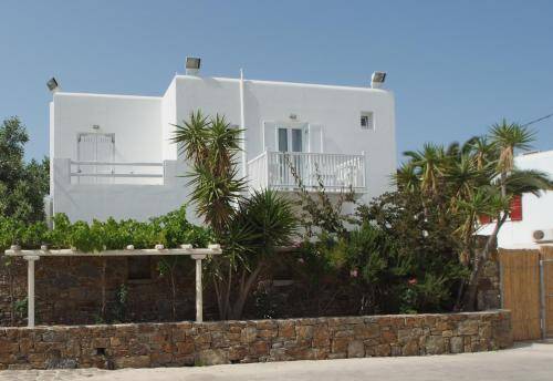 White Myth, Mykonos
