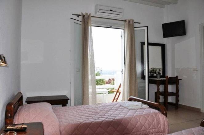 White Myth, Mykonos