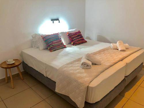 White Myth, Mykonos